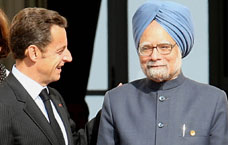 nicolas sarkozy et manmhoan singh