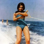 1967 evening in paris 150x150 Sharmila Tagore, les plus beaux cils de Bollwyood